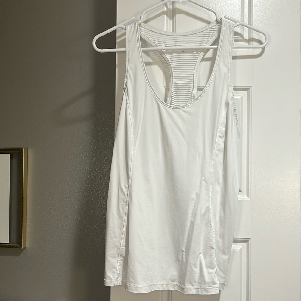Lululemon workout tank